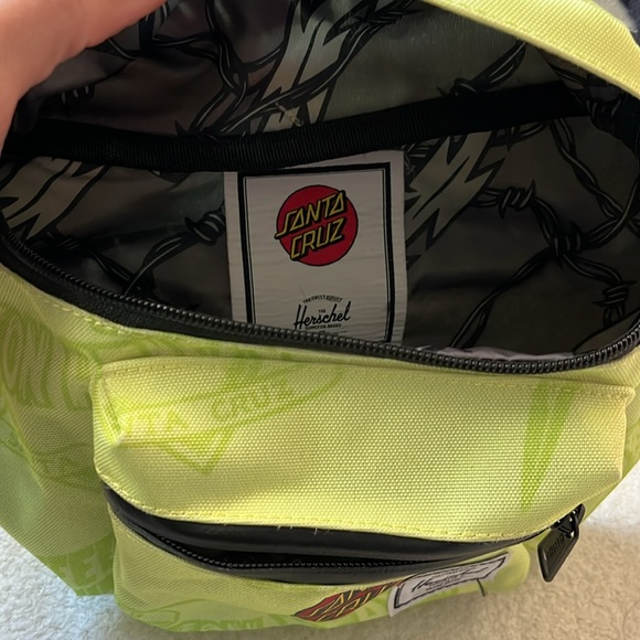 Herschel x Santa Cruz waist bag - Picture 2 of 3